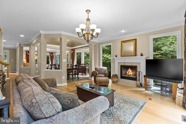 3431 PUTNAM ST, Falls Church, VA 22042