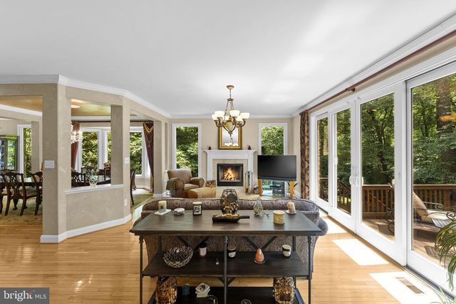 3431 PUTNAM ST, Falls Church, VA 22042