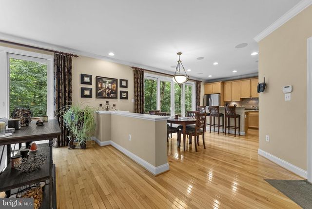 3431 PUTNAM ST, Falls Church, VA 22042