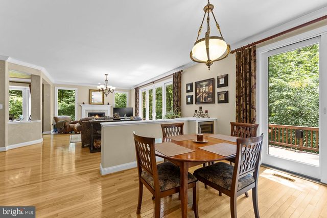 3431 PUTNAM ST, Falls Church, VA 22042