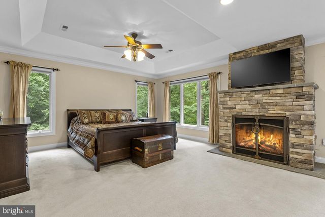 3431 PUTNAM ST, Falls Church, VA 22042