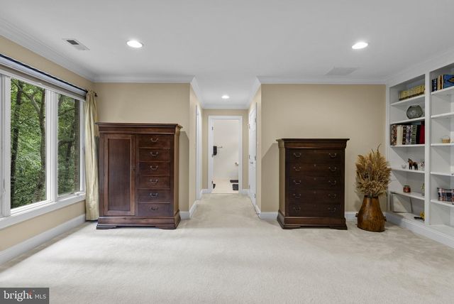 3431 PUTNAM ST, Falls Church, VA 22042