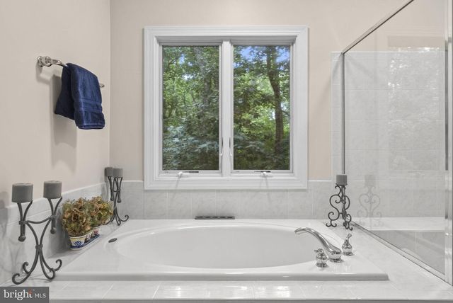 3431 PUTNAM ST, Falls Church, VA 22042