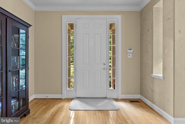 3431 PUTNAM ST, Falls Church, VA 22042
