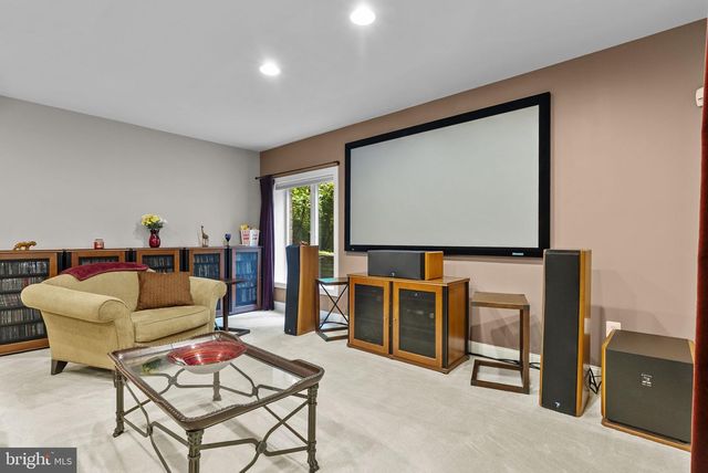 3431 PUTNAM ST, Falls Church, VA 22042