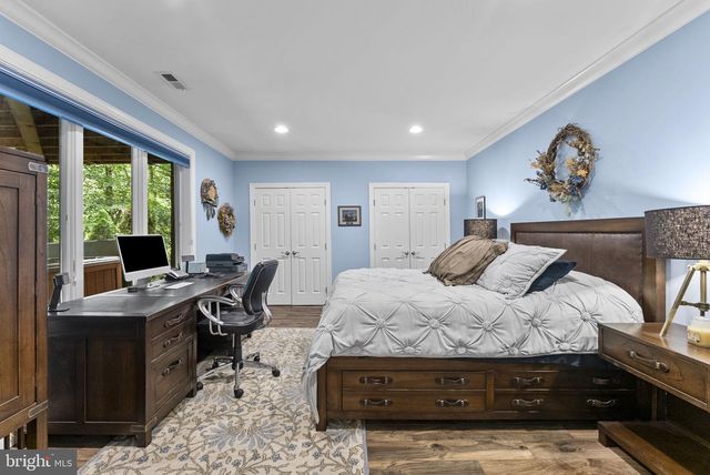 3431 PUTNAM ST, Falls Church, VA 22042