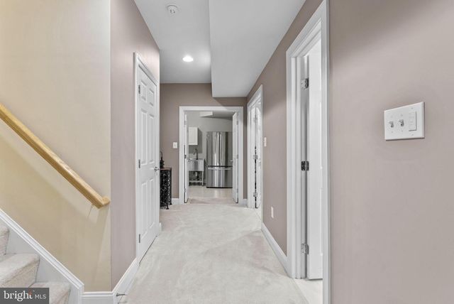 3431 PUTNAM ST, Falls Church, VA 22042