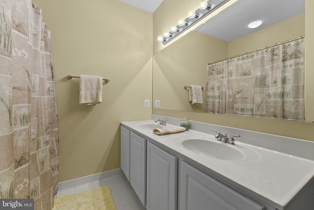 3431 PUTNAM ST, Falls Church, VA 22042