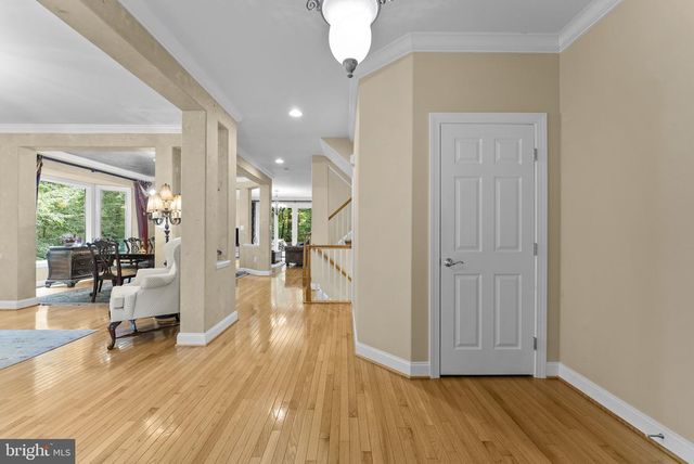 3431 PUTNAM ST, Falls Church, VA 22042