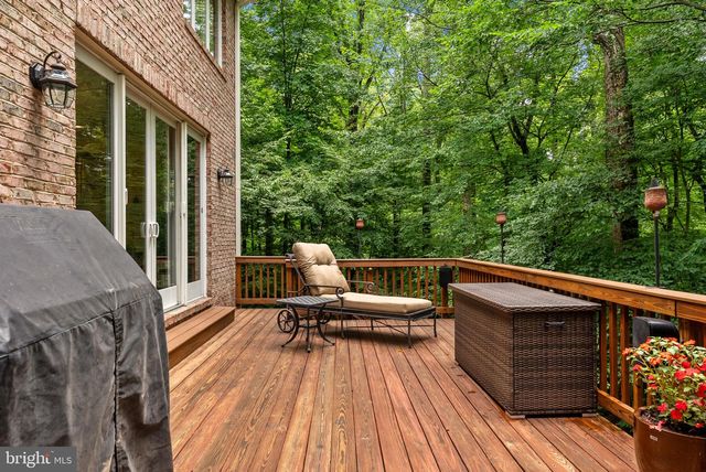 3431 PUTNAM ST, Falls Church, VA 22042