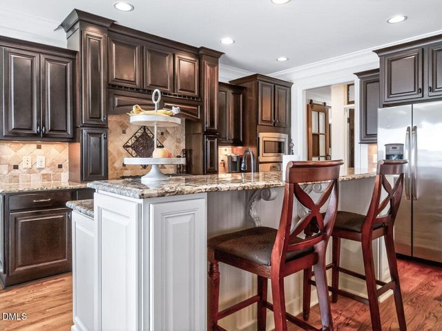 4128 Field Oak Drive, Wake Forest, NC 27587