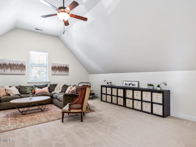 4128 Field Oak Drive, Wake Forest, NC 27587