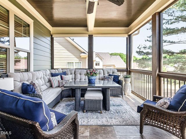 4128 Field Oak Drive, Wake Forest, NC 27587