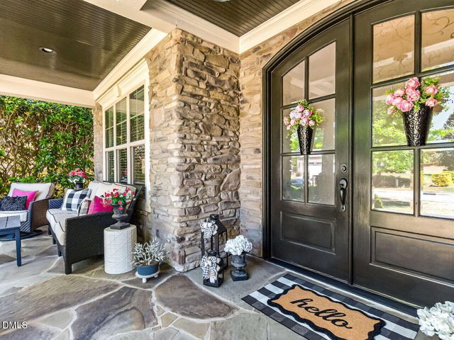 4128 Field Oak Drive, Wake Forest, NC 27587