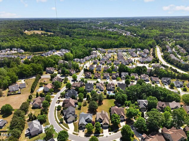 4128 Field Oak Drive, Wake Forest, NC 27587