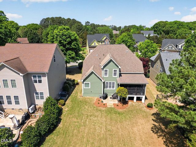 4128 Field Oak Drive, Wake Forest, NC 27587