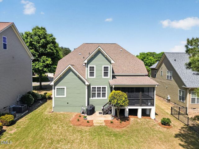 4128 Field Oak Drive, Wake Forest, NC 27587
