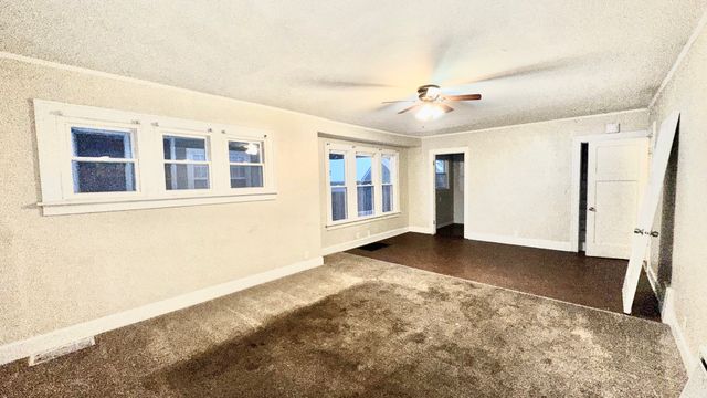 640 S Spencer Street, Aurora, IL 60505