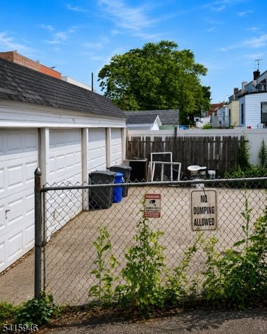854 229Th Street, New York, NY 10466
