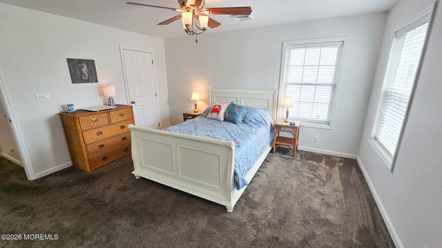 24 Dorothy Drive, Manahawkin, NJ 08050