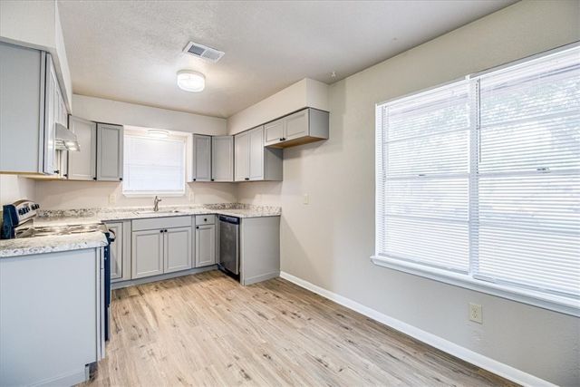 4113 Sierra St, Corpus Christi, TX 78410