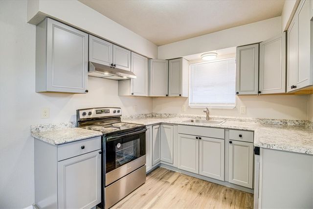 4113 Sierra St, Corpus Christi, TX 78410