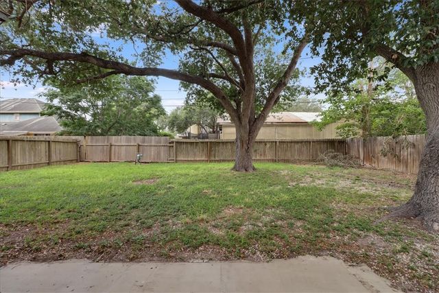 4113 Sierra St, Corpus Christi, TX 78410