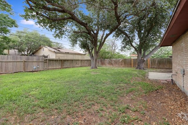 4113 Sierra St, Corpus Christi, TX 78410