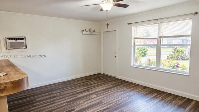 2506 Acapulco Dr, Miramar, FL 33023