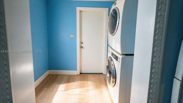 2506 Acapulco Dr, Miramar, FL 33023