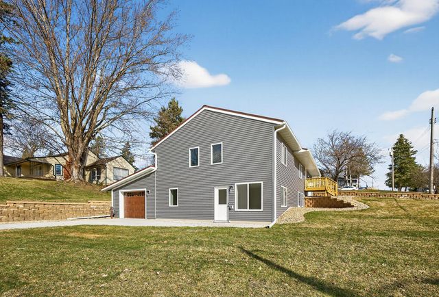 311 Highland Court SW, Rochester, MN 55902