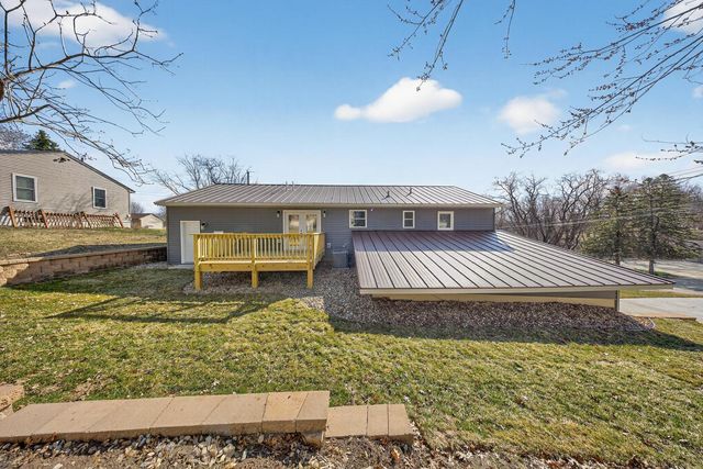 311 Highland Court SW, Rochester, MN 55902