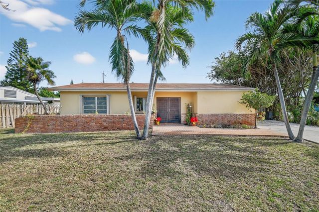 1712 High Ridge Rd, Lake Worth, FL 33461