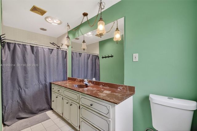 1712 High Ridge Rd, Lake Worth, FL 33461