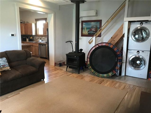1431 W 12th St, Rockport, TX 78382