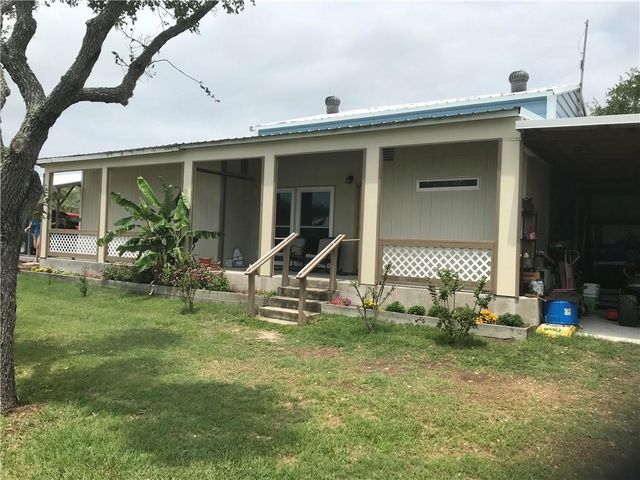 1431 W 12th St, Rockport, TX 78382
