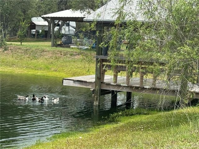 1431 W 12th St, Rockport, TX 78382