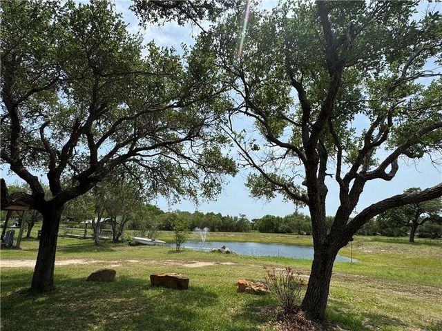1431 W 12th St, Rockport, TX 78382