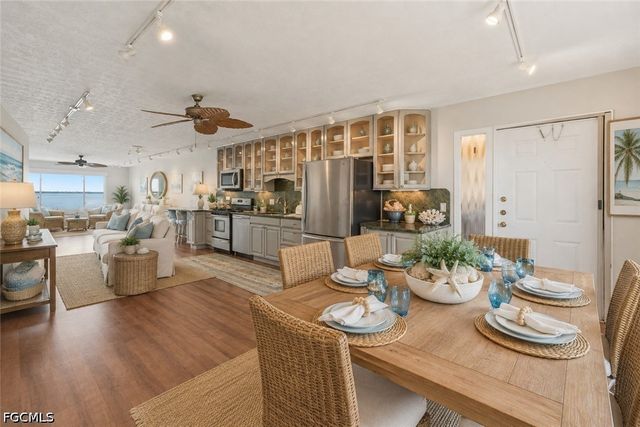 4015 SE 20th PL 301, Cape Coral, FL 33904