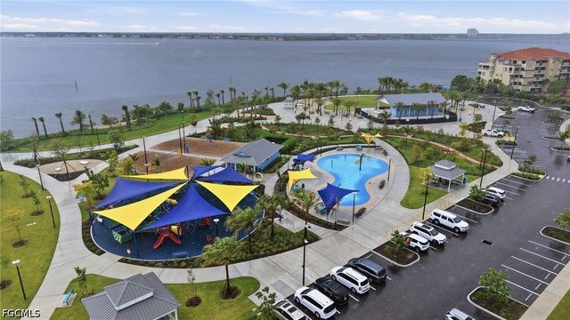 4015 SE 20th PL 301, Cape Coral, FL 33904