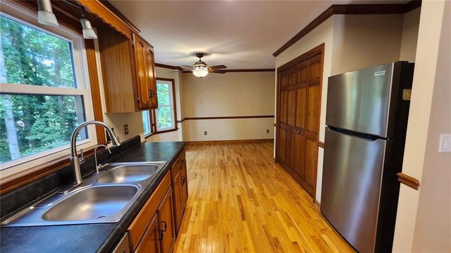 260 Farm Track, Roswell, GA 30075
