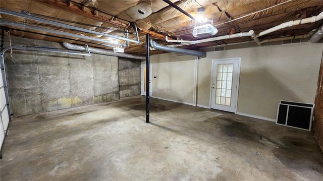 260 Farm Track, Roswell, GA 30075