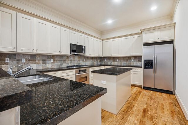 4732 Banning Drive, Houston, TX 77027