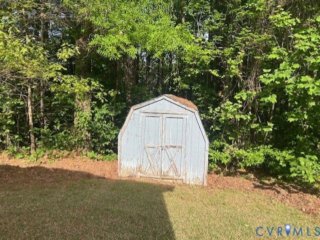 331 Pettus St, South Hill, VA 23970