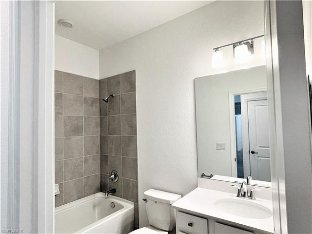 2611 Scarlet WAY, Naples, FL 34120