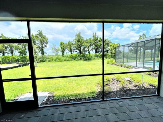 2611 Scarlet WAY, Naples, FL 34120