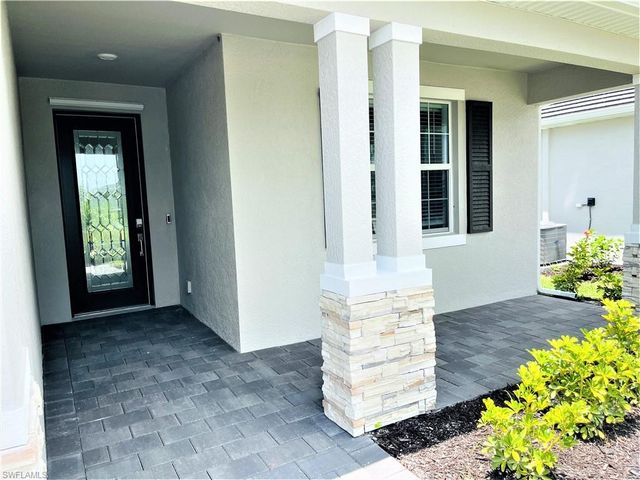 2611 Scarlet WAY, Naples, FL 34120