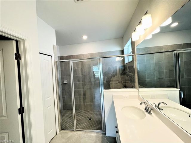 2611 Scarlet WAY, Naples, FL 34120