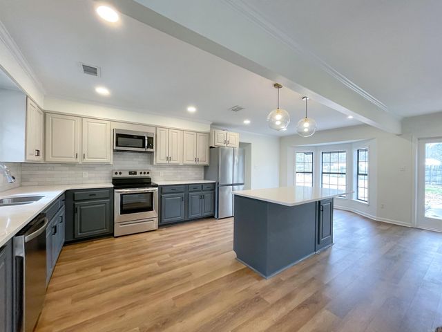 1910 Amy Lane, White Hall, AR 71602