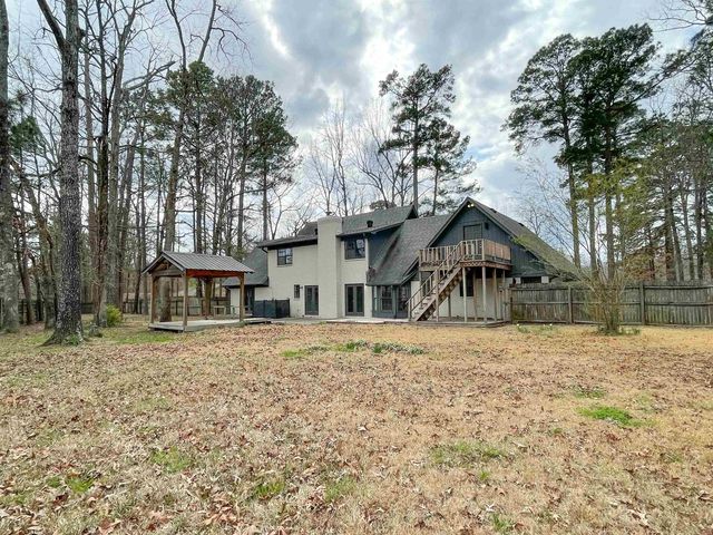 1910 Amy Lane, White Hall, AR 71602